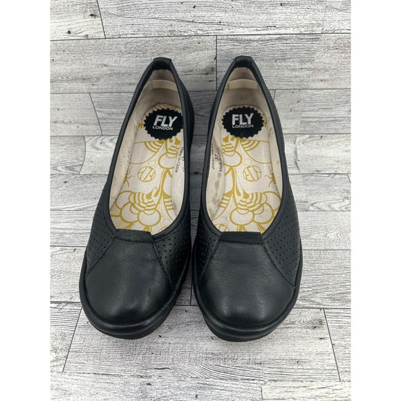 Fly London Shoes - FLY LONDON Black Leather Perforated‎ Wedge Ballet Flats Women Size 37 P500798000